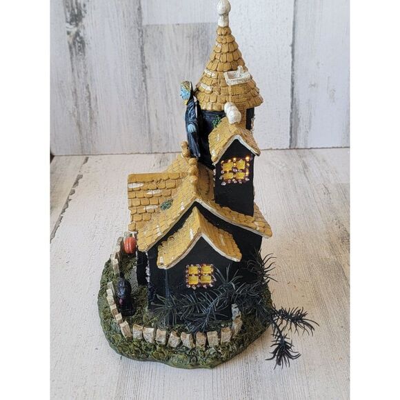 Spookyside Estates fiber optic Dracula Halloween light up house - Picture 8 of 14